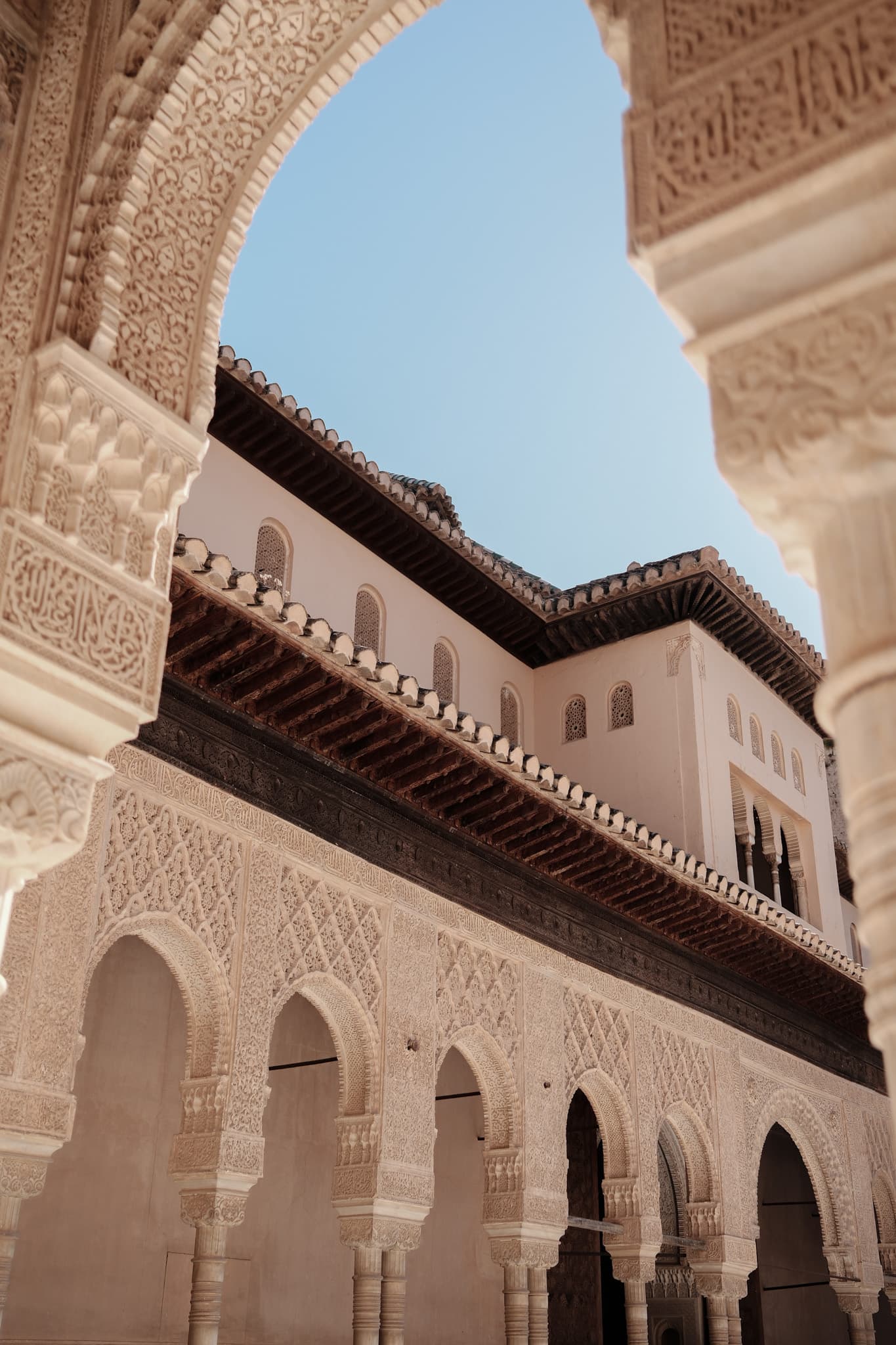 Discover the gem of Granada: Alhambra