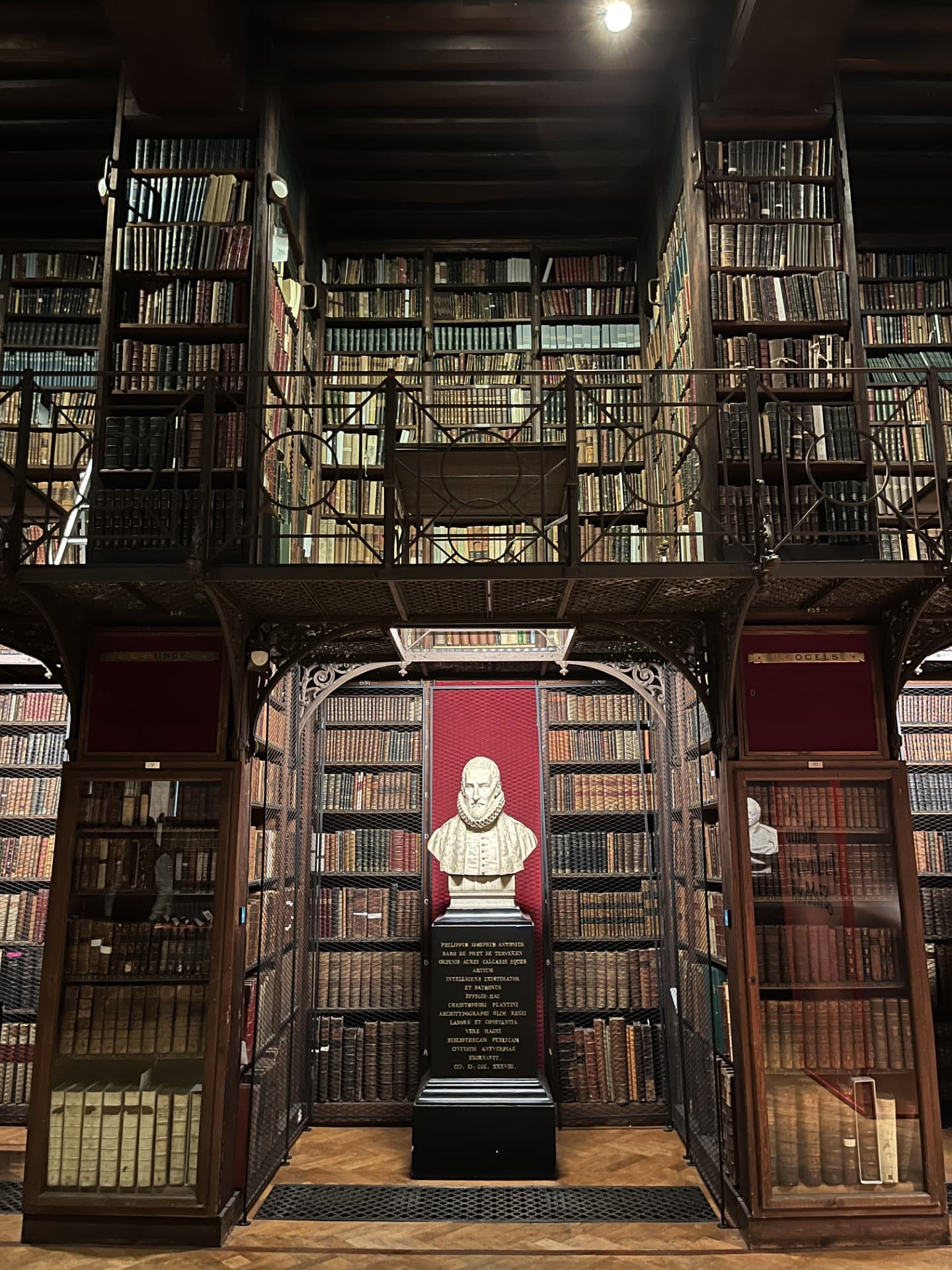 Travel back in time to Antwerps first library